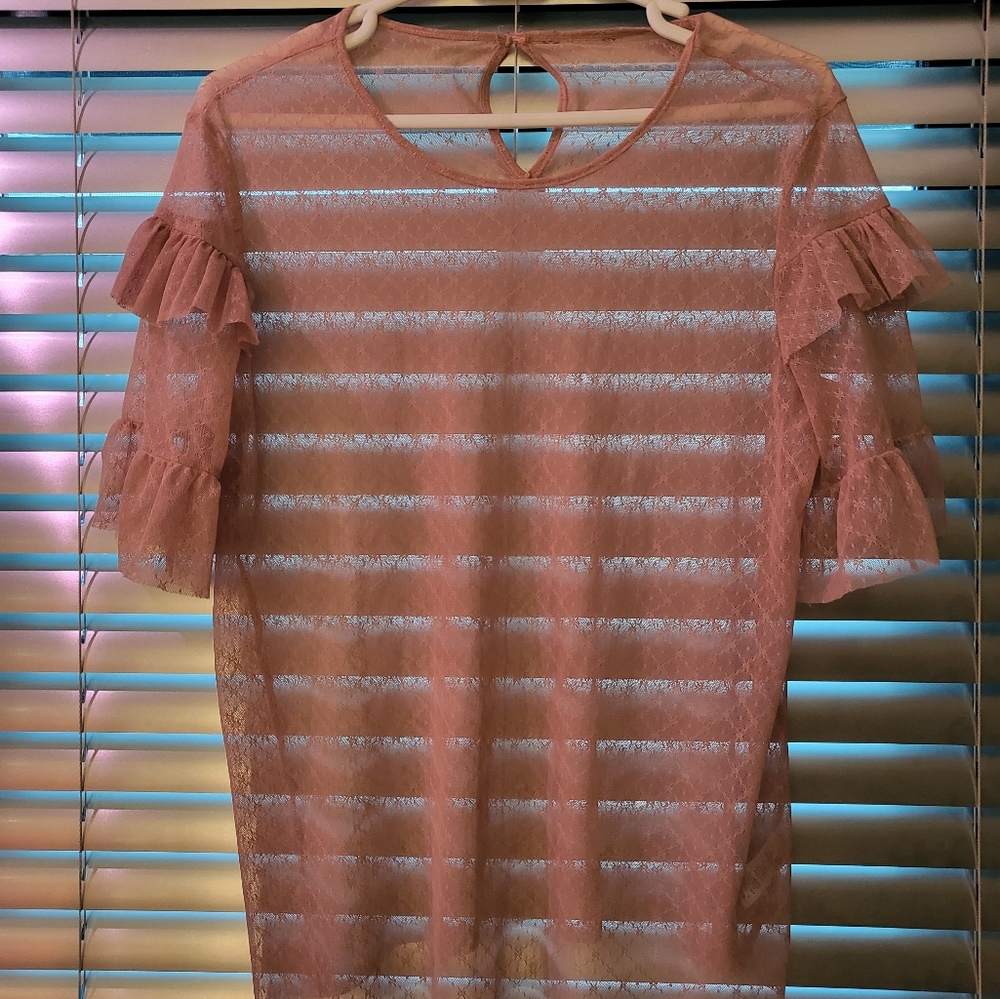 Pink Top with Ruffles - Picture 4 of 6